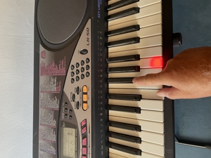 Keyboard Casio LK 50 mit Leuchttasten Leitsystem Bild 3