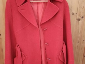 Damen Wolljacke in rot. Gr.40 42. Sehr schön und sehr günstig