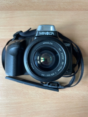 Minolta Dynax 300SI Spiegelreflexkamera analog