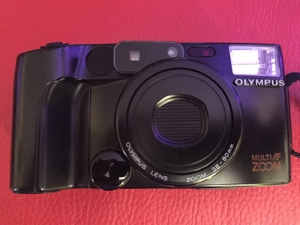 Olympus AZ 200 Superzoom mit Tasche und Anleitung