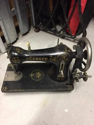 Nähmaschine mit Eisengestell Dürkopp 100 Jahre alt Bild 8