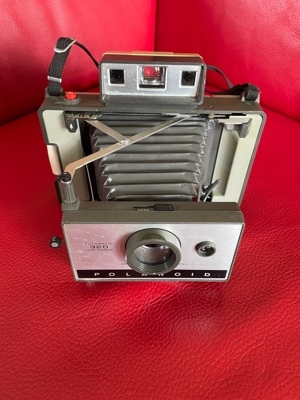 Polaroid 320 Automatik Landcamera mit Beschreibung