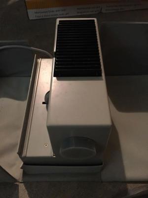 Braun D-20 Diaprojektor Projektor mit Patrinast 1:2.8/90 2.8 90mm mit Anleitung Bild 4