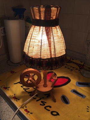 Spinnradl Lampe rustikal , Holz
