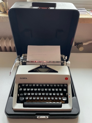 Blinden- Schreibmaschine Olympia im Koffer Topzustand  Bild 4