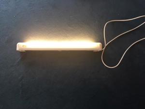 Unterbaulampen versch. 13 W Röhre ca. 45 cm lang mit Schalter