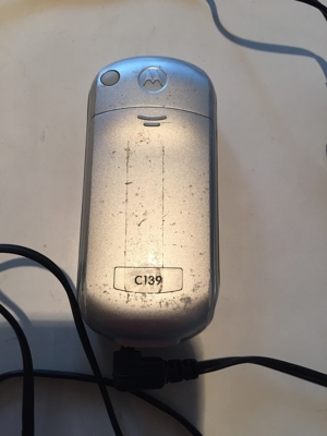 Motorola C139 mit Ladekabel Bild 3