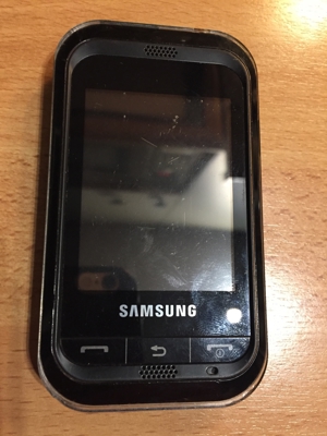 Samsung GT-C 3300 K mit Ladegerät , Akku muss ersetzt werden Bild 2