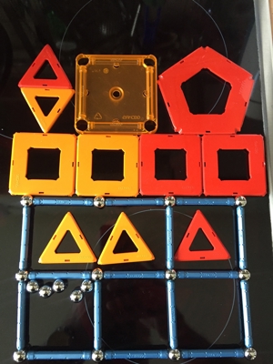 Geomag Magnetspiel wie abgebildet