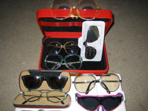 Brillen, Lesebrillen , Sonnenbrillen divers, kultig !!