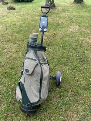 Callaway Golfbag mit Trolley neuwertig viele Taschen Bild 1