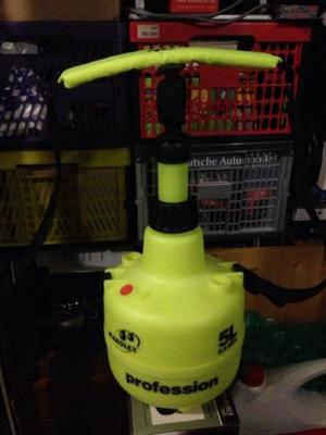 Drucksprüher MAROLEX , Pumpe und 5 L Kanister ohne Schlauch und Sicherheitsventil !