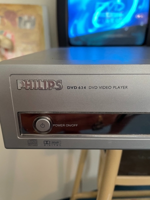 Philips DVD 634 Player ohne FB funktioniert! Bild 7