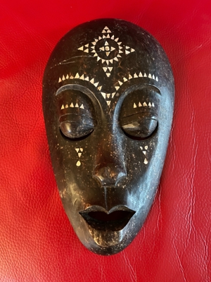 Holzmaske Afrika geschnitzt 30 cm top! Bild 1
