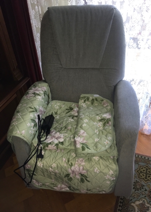 NEU - TV-Sessel mit Aufstehhilfe (NP: 1.350EUR) Bild 2