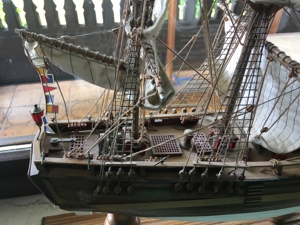 BOUNTY - historisches Segelschiff (maßstabgetreu) Bild 2