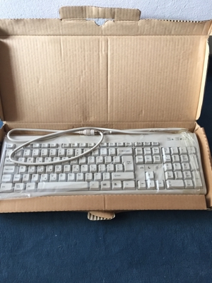 Tastatur Original Windows Tastatur neu ! Bild 2
