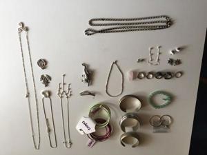 Schmuck verschieden , Silber und Modeschmuck Ringe komplettes Paket Bild 2