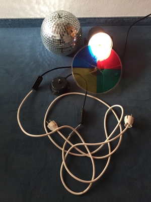 Spiegelkugelset mit Kugel Strahler Farbwechsler Bild 2