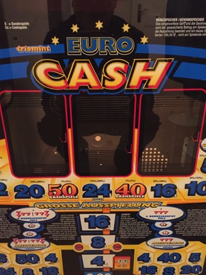 Geldspielautomat - Leergehäuse , Euro Cash ideal als Barschank Bild 10