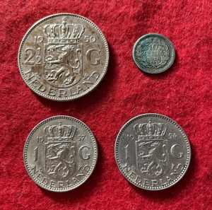 4 Silbermünzen Niederlande 2 1 2 Gulden, 2 x 1 Gulden, 10 Cents Bild 1
