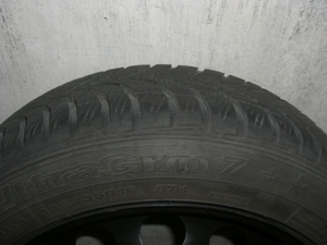 gebr. GOODYEAR 195 55 R16 Winterreifen 80% mit Felgen vom BMW 316 Bild 4