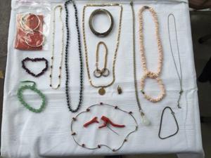 Halsketten Konvolut, Modeschmuck , Koralle, Gold, nur Komplettabgabe !! Bild 8