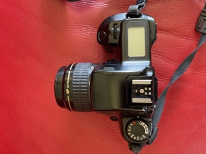 Canon EOS 1000F N mit Beschreibung ,Blitz, Tasche Bild 2