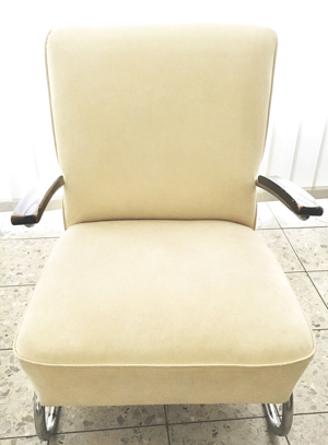 Bauhaus Sessel und Tisch Freischwinger S411 Bild 7
