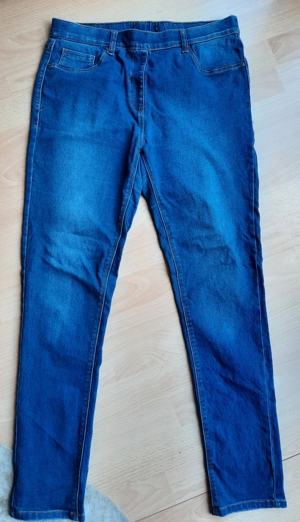 Schöne Jeans Jeggins Gr.152/38 von C&A, sehr guter Zustand, günstig und komfortable Bild 1