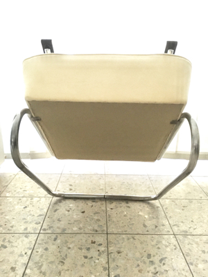 Bauhaus Sessel und Tisch Freischwinger S411 Bild 8