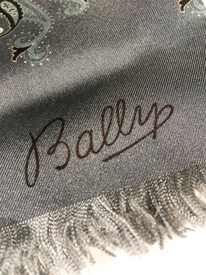 Bally Schal, Seide, Farbe: grau mit Muster Bild 1