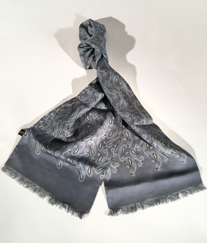 Bally Schal, Seide, Farbe: grau mit Muster Bild 2