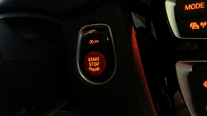 BMW roter Start Stop Knopf für M2 M3 M4 und F-Modelle Bild 4