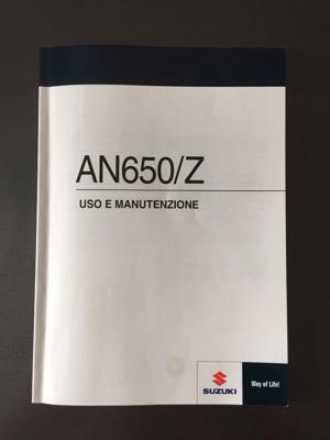 neue AN650/Z USO E Manutenzione (Suzuki Burgman650 Z Fahrerhandbuch) in Italienisch Bild 1