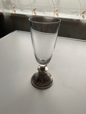 18x verschiedene Gläser mit Zinn Füßen, Glas, trinken, Haus, Wohnung, Gäste, Antiquität, ausgefallen Bild 9
