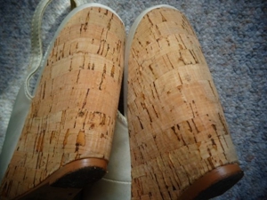 Damenschuhe Wedges Sandaletten beige bzw. creme, Gr. 40 mit Kork - Keilabsatz Bild 8