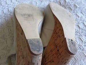 Damenschuhe Wedges Sandaletten beige bzw. creme, Gr. 40 mit Kork - Keilabsatz Bild 7