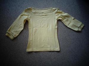 Damenbekleidung Shirt mit 3/4 Arm, Gr. 34, gelb mit schwarzem Knopf Bild 3