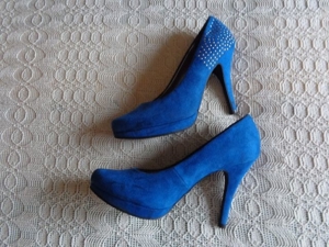 Damen-Schuhe Pumps, High Heels, Gr. 39, royalblau, wildlederartig, Nieten Bild 3