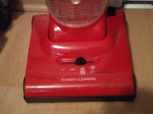 HOOVER Staubsauger - Spielzeug mit realistischer Funktion Bild 3