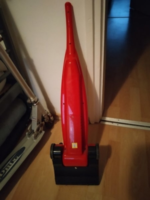 HOOVER Staubsauger - Spielzeug mit realistischer Funktion Bild 2