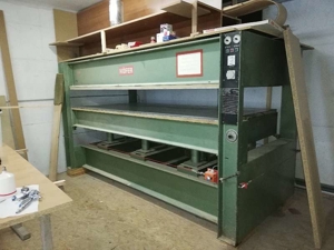 Furnierpresse HÖFER 90 Tonnen Pressdruck