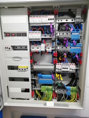 PV-Anlage, Photovoltaik-Anlage, Inselbetrieb, 100% Autarkie,Schaltplan,Schwarzstarfähig