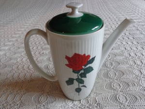 Vintage - Kaffeekanne, weiß/rot/grün H ca. 22 cm Bild 2
