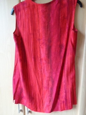 #Vintage Bluse ärmellos, lange Form, Gr. 36/38 bzw. ca. Gr. S/M, Batik, rot Bild 2