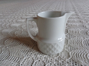 Vintage - Haushalt - Teedose - Milchkännchen, je Stück 2,00 Euro Bild 5