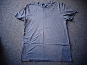 Shirt T-Shirt für Jungen, ca. Gr. 164 bzw. ca. Gr. S H & M devided Bild 1