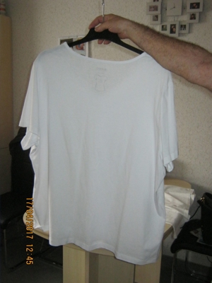 Größe 5XL Weißes T-Shirt mit V-Ausschnitt Bild 2