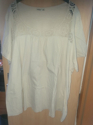 Weißes Blusen-Shirt Größe 54 Bild 2